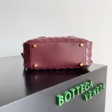 Bottega Veneta Original Get Away handbag YG24061211