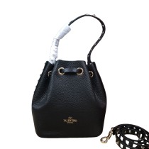 Valentino Original Garavani Rockstud YG24061208