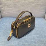 Miumiu Original Clutch YG24061901