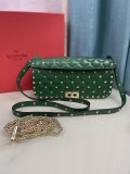 Valentino Original Garavani Rockstud shoulder bag YG24061913