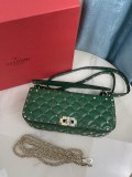 Valentino Original Garavani Rockstud shoulder bag YG24061913