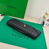 Bottega Veneta Original Andiamo Dinner bag XMTJ24062119