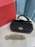 Valentino Original Garavani Rockstud shoulder bag YG24061913