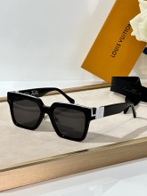 L * V Sunglass shangmei 24062409