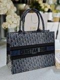 C*hannel original  tote bag 24062402