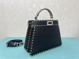 Fendi original peekaboo tote bag OL24062712