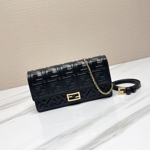 Fendi 3 colors original baguette shoulder OL24062717