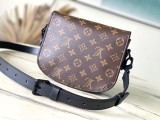 Louis vuitton 2 colors new Wave leather camera bag 1A24062801