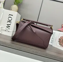 LOEWE original leather PUZZLE Medium shoulder YG24071619