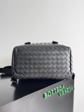 Bottegaa Venetaa Original Garavani Rockstud Spike Backpack YG24071618