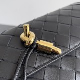 Bottega Veneta Original Knot Cltuch bag 1B24081119