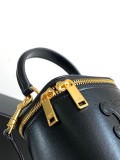 Celine Original Shoulder and Crossbody Bags 1B24081110