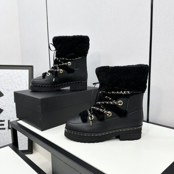 Chanel women boots shoes HG24091017