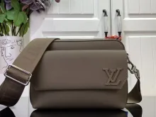 Louiis vuitton original monogram Eclipse Outdoor Flap MX24101201