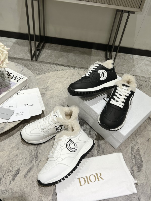 D*IOR Sneakers 2 Colors WM24101809