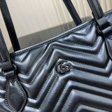 Gucci Original Zumi grainy leather small top handle bag EY24101903