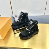 Louis Vuitton women boots shoes HG24102720