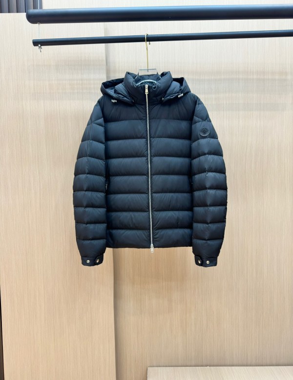 Please let me check the price and size 24103033