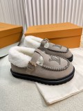 L* V  shoes WM24111610