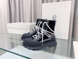 A*lexander McQueen women Sneakers WM24111714