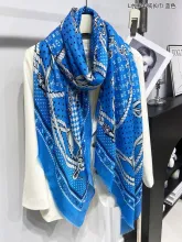 L * V scarf cashmere 110*200CM AN24111912