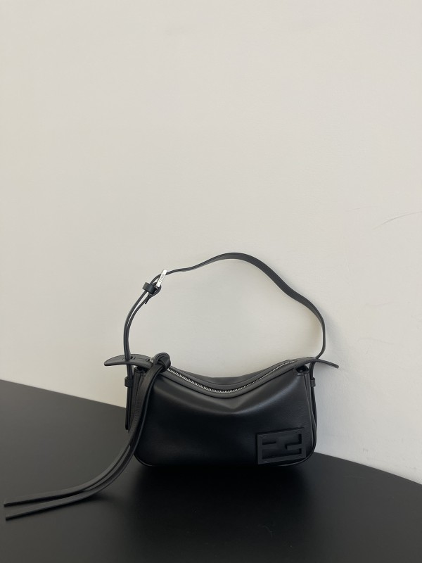 Fendi original baguette shoulder OL24111907