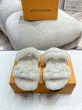 Louis Vuitton women flat shoes HG24112515