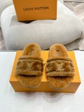Louis Vuitton women flat shoes HG24112514