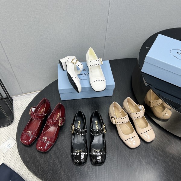 Prada women flat shoes HG24120505