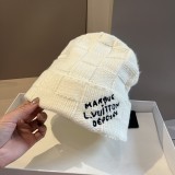 L * V  Hat AN24122519