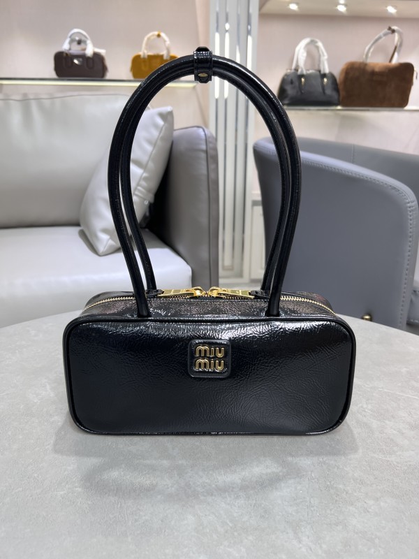 Miumiu Original Handbag or shoulder bag  OL25010406