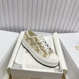 D*ior shoes WM25020813
