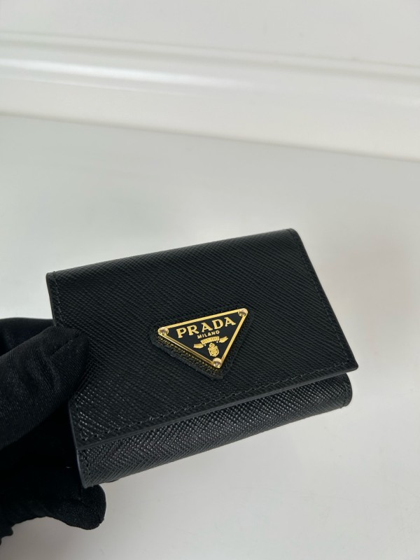 P*rada wallet 1MH042 JM24021303