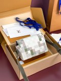 Louis vuitton M00108 wallet JM25021301