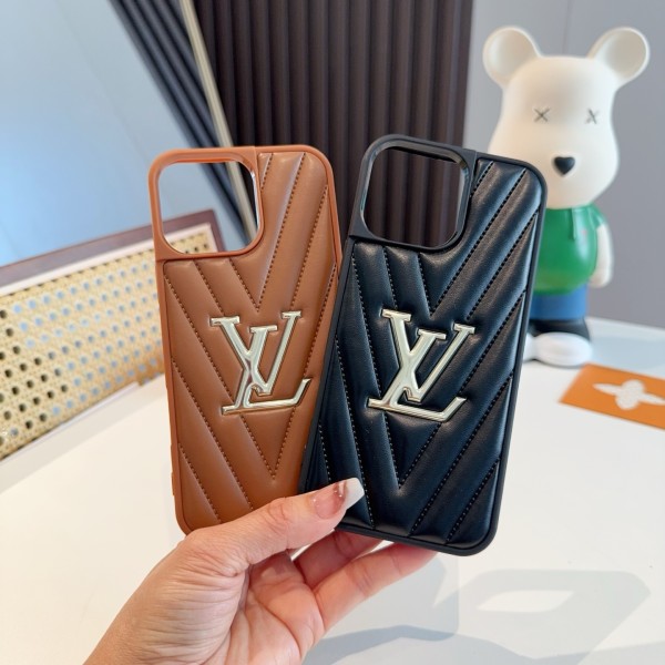 L*V phone shell NYY25030224