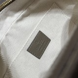 Guccii GG Blondie matelassé shoulder 742360 68EY25062802