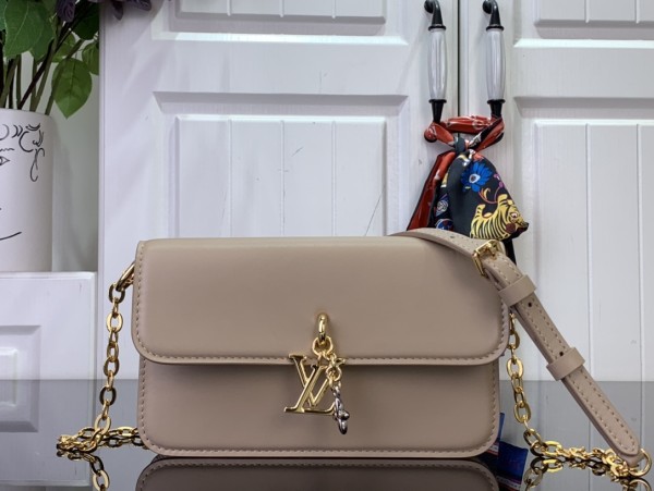 Louis vuitton Origina Monogram Dauphine MX25070417