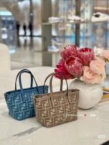 Fendi original Canvas tote bag OL25071708