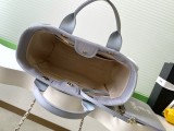 Channel women original tote bag DJ25110301