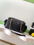 Channel women original shoulder bag DJ25110302