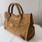 𝗕𝗔𝗟𝗘𝗡𝗖𝗜𝗔𝗚𝗔*𝗟𝗘 𝗖𝗜𝗧𝗬  SIZE: 38cm