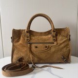 𝗕𝗔𝗟𝗘𝗡𝗖𝗜𝗔𝗚𝗔*𝗟𝗘 𝗖𝗜𝗧𝗬  SIZE: 38cm