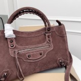 𝗕𝗔𝗟𝗘𝗡𝗖𝗜𝗔𝗚𝗔*𝗟𝗘 𝗖𝗜𝗧𝗬  SIZE: 38cm