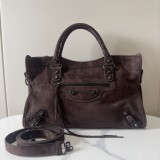 𝗕𝗔𝗟𝗘𝗡𝗖𝗜𝗔𝗚𝗔*𝗟𝗘 𝗖𝗜𝗧𝗬  SIZE: 38cm