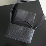 Bottegaa Venetaa Original shoulder bag XMTJ260702