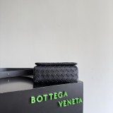 Bottegaa Venetaa Original shoulder bag XMTJ260702