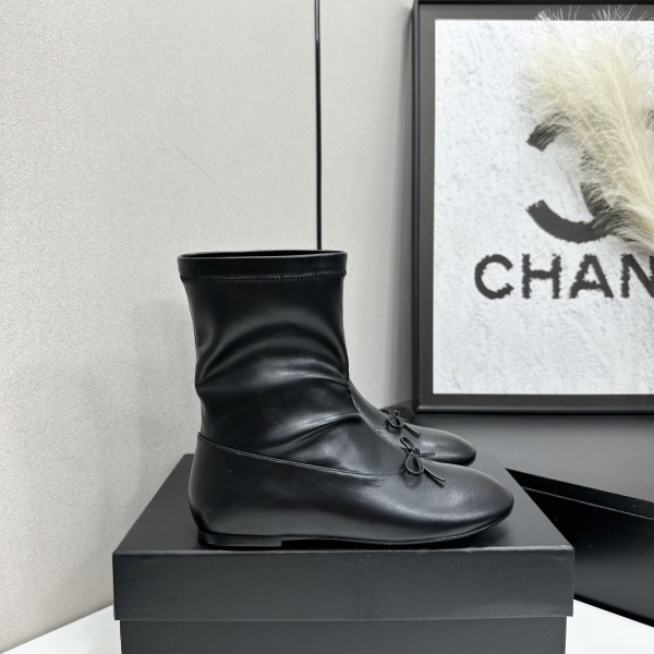 chanel  women boots HG26090302