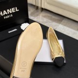 Chanel Leather women flat shoes HG26100930