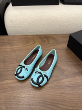 Chanel Leather women flat shoes HG26101730