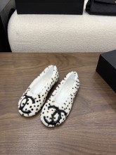 Chanel Leather women flat shoes HG26092927